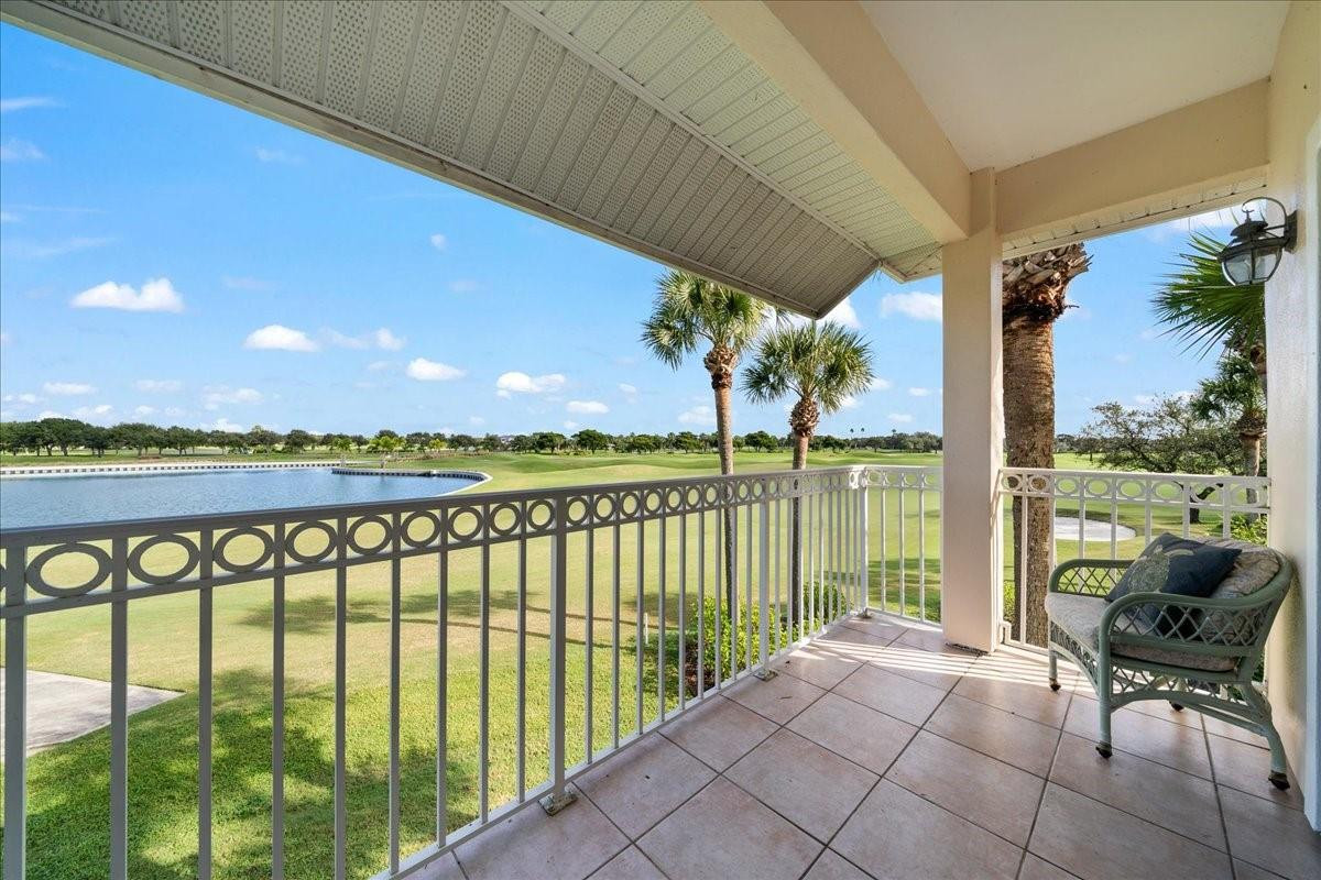 1725 Victoria Circle Property Photo 1