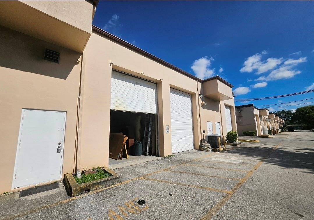 F10539951 Property Photo 1