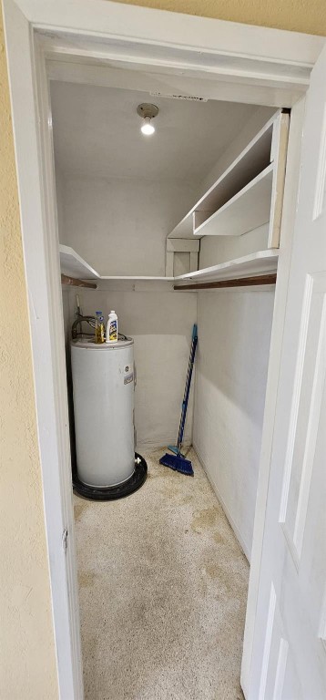 2211 Lincoln Street 11 Property Photo 6