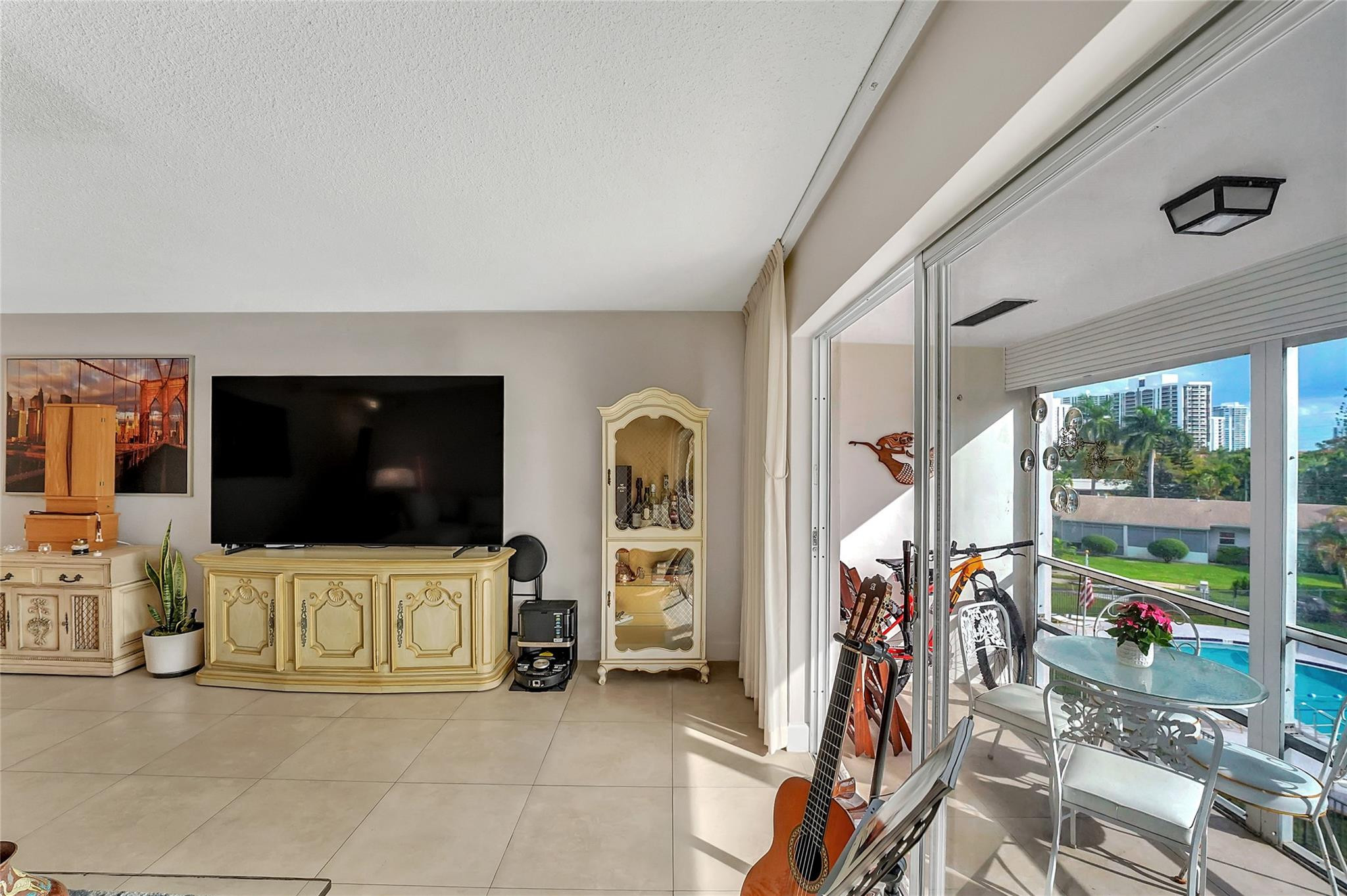 700 Layne Boulevard 301 Property Photo 19