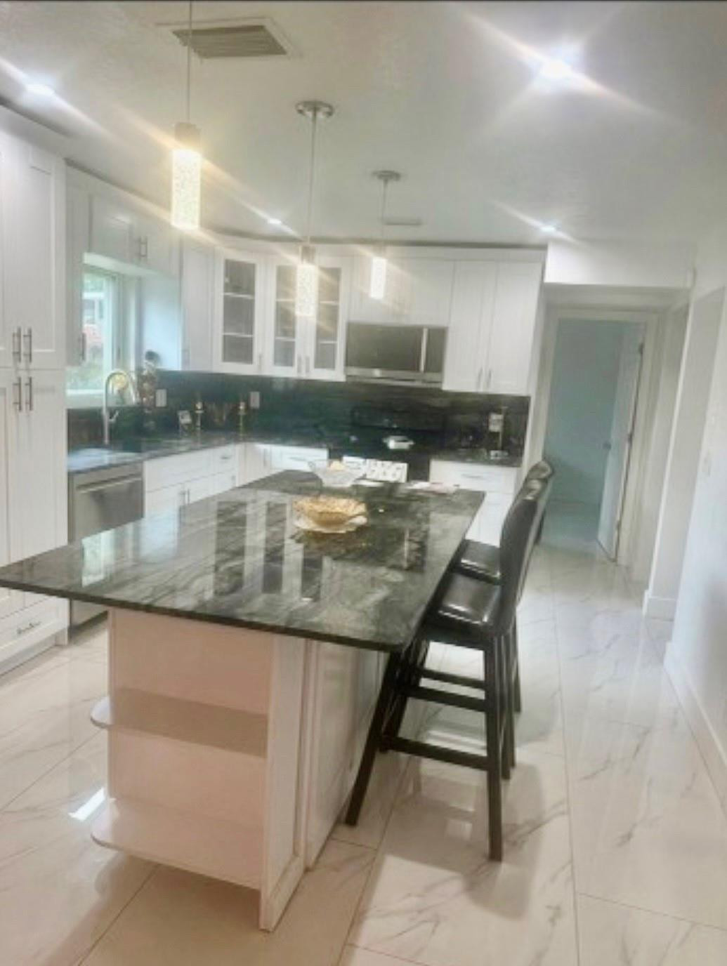 3111 Thames Way Property Photo 15