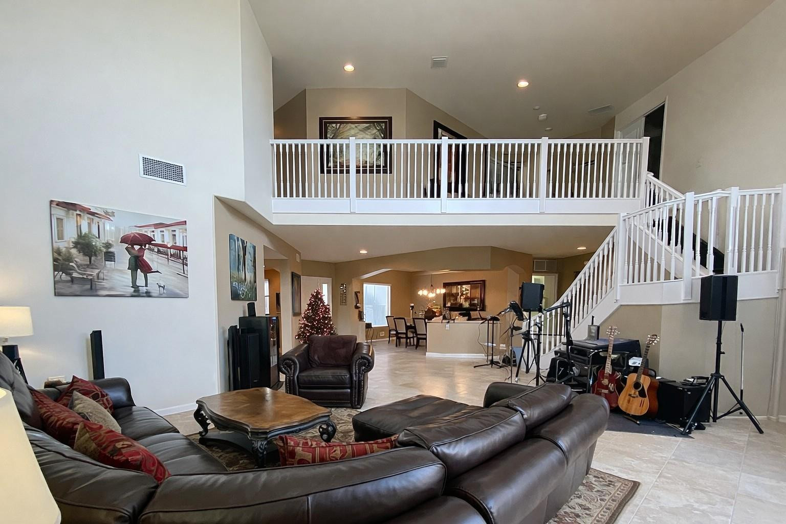 1381 Beacon Circle Property Photo 6