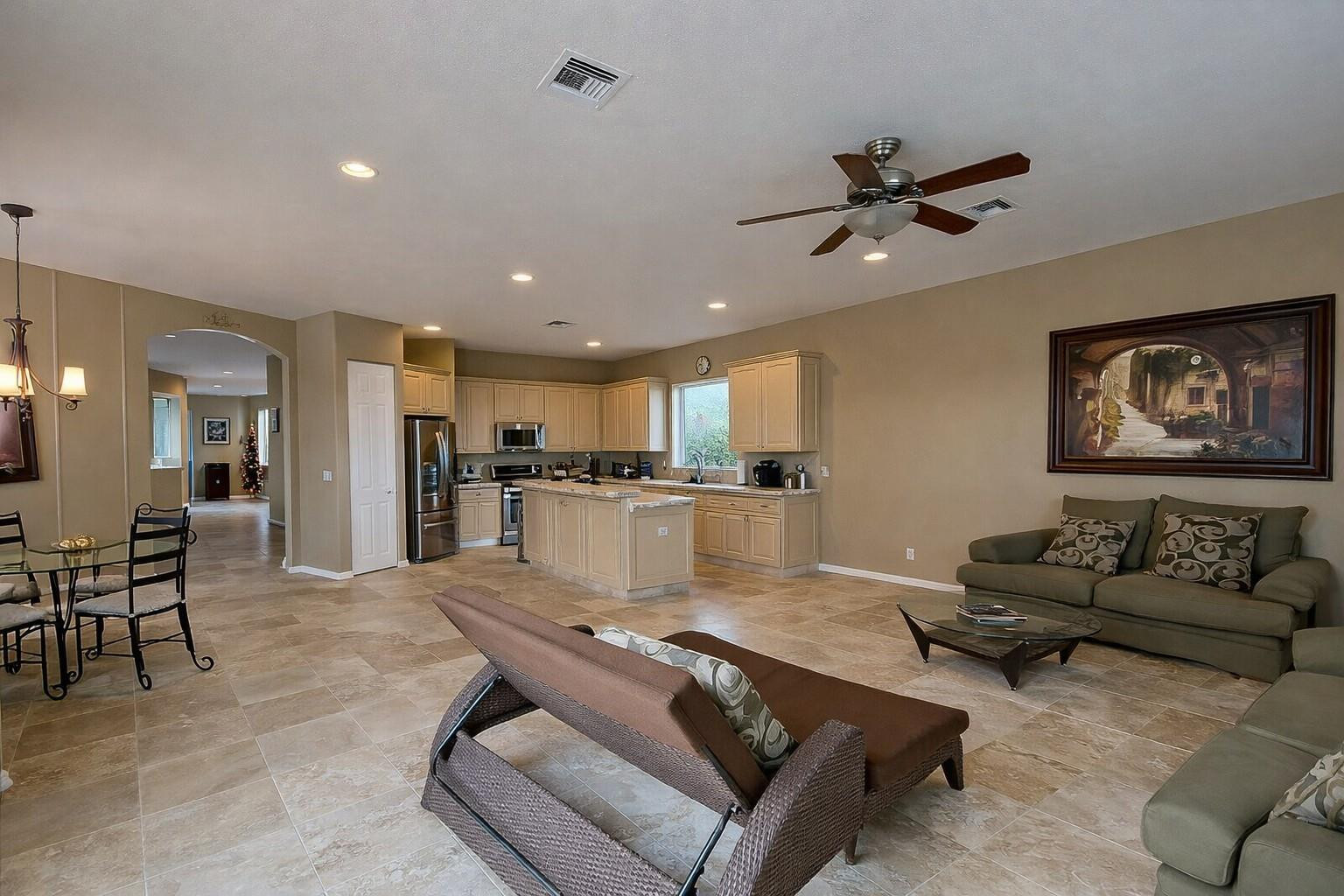 1381 Beacon Circle Property Photo 7