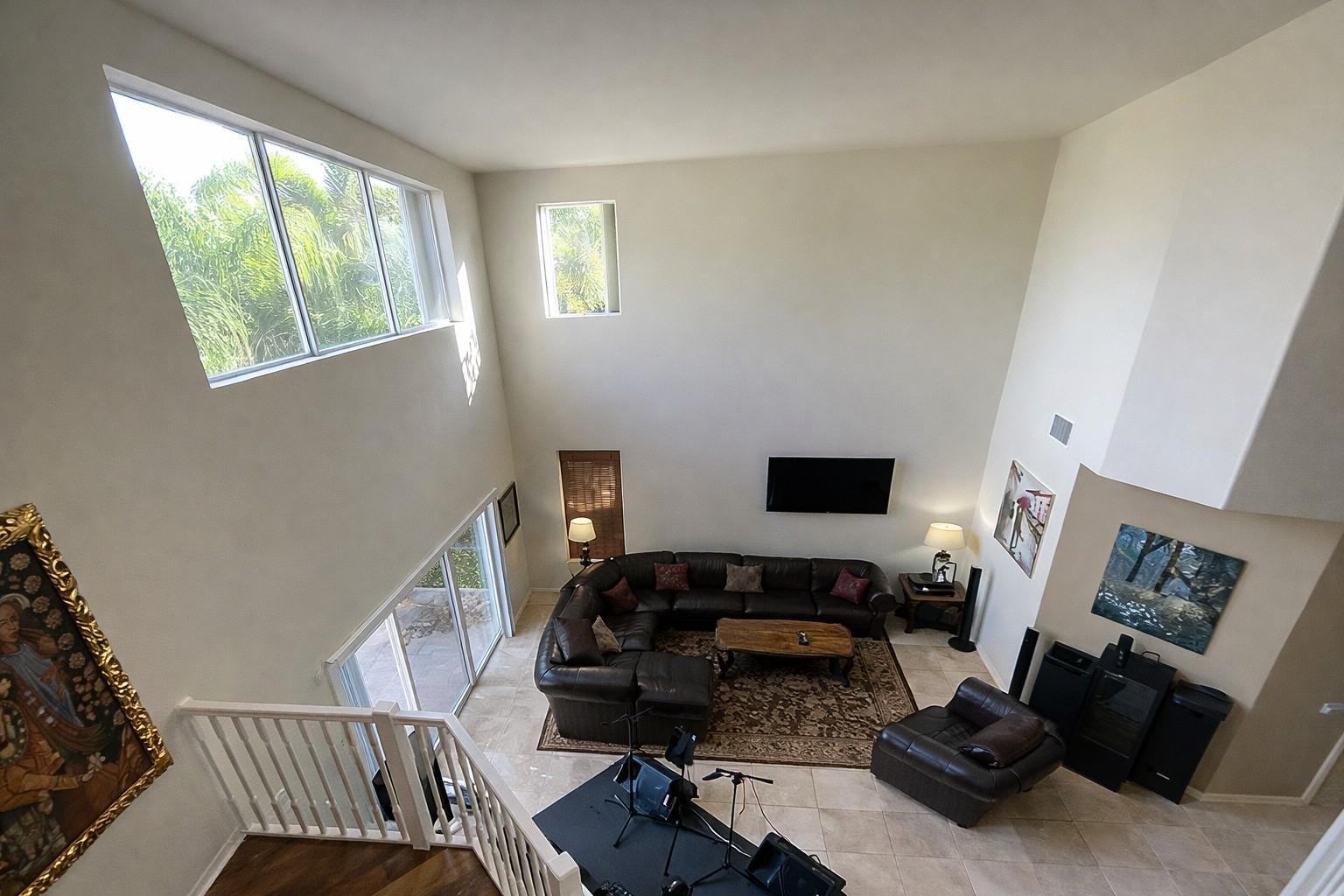 1381 Beacon Circle Property Photo 8
