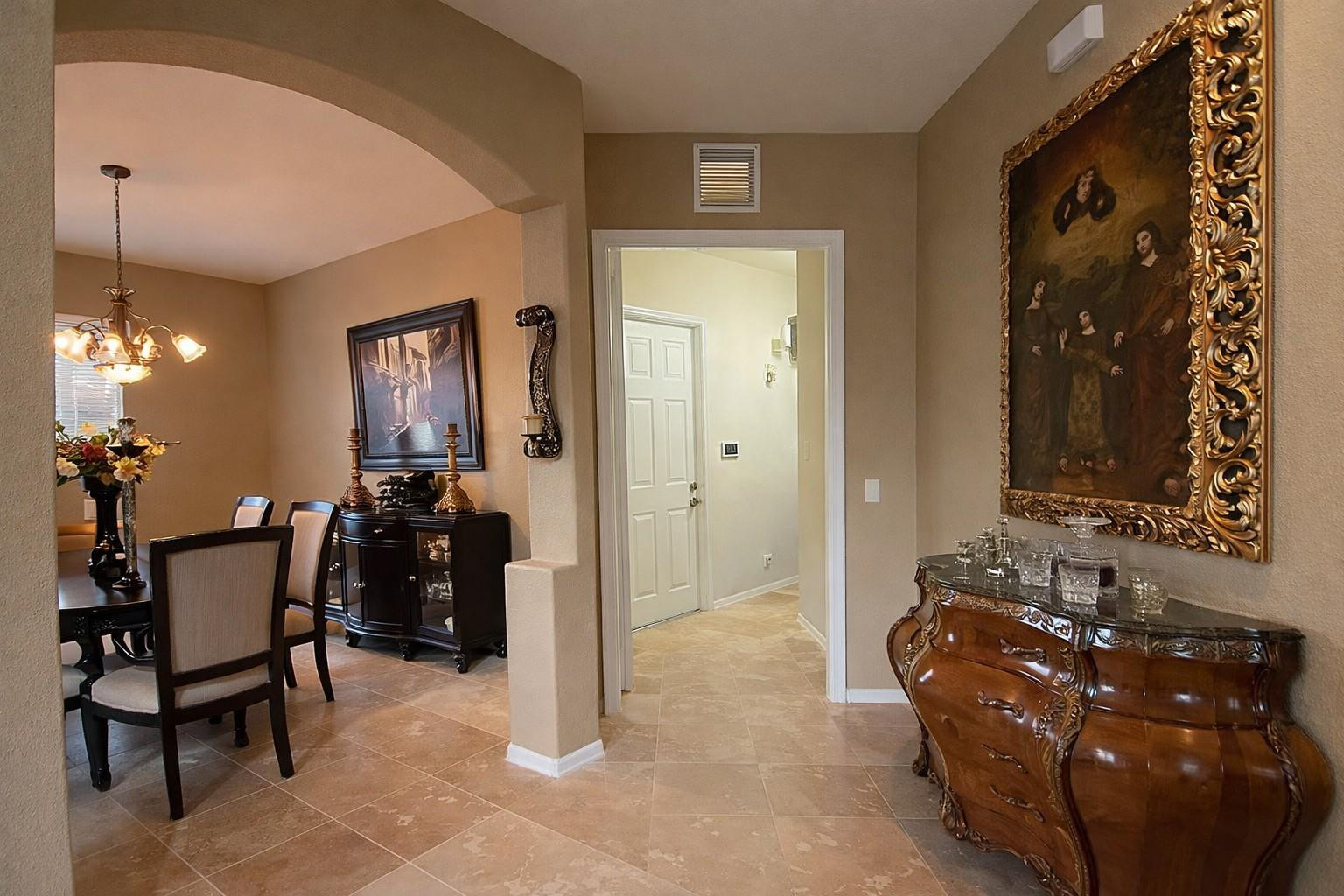 1381 Beacon Circle Property Photo 9