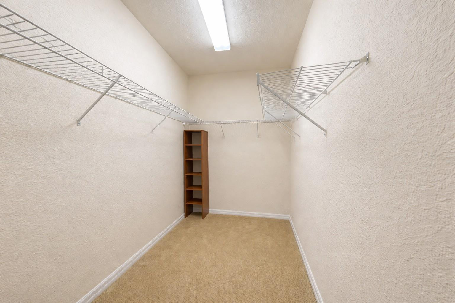 1381 Beacon Circle Property Photo 24