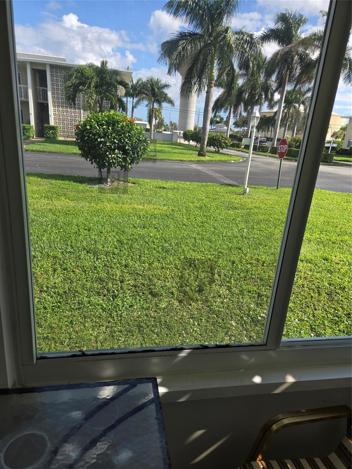 F10541049 Property Photo 4