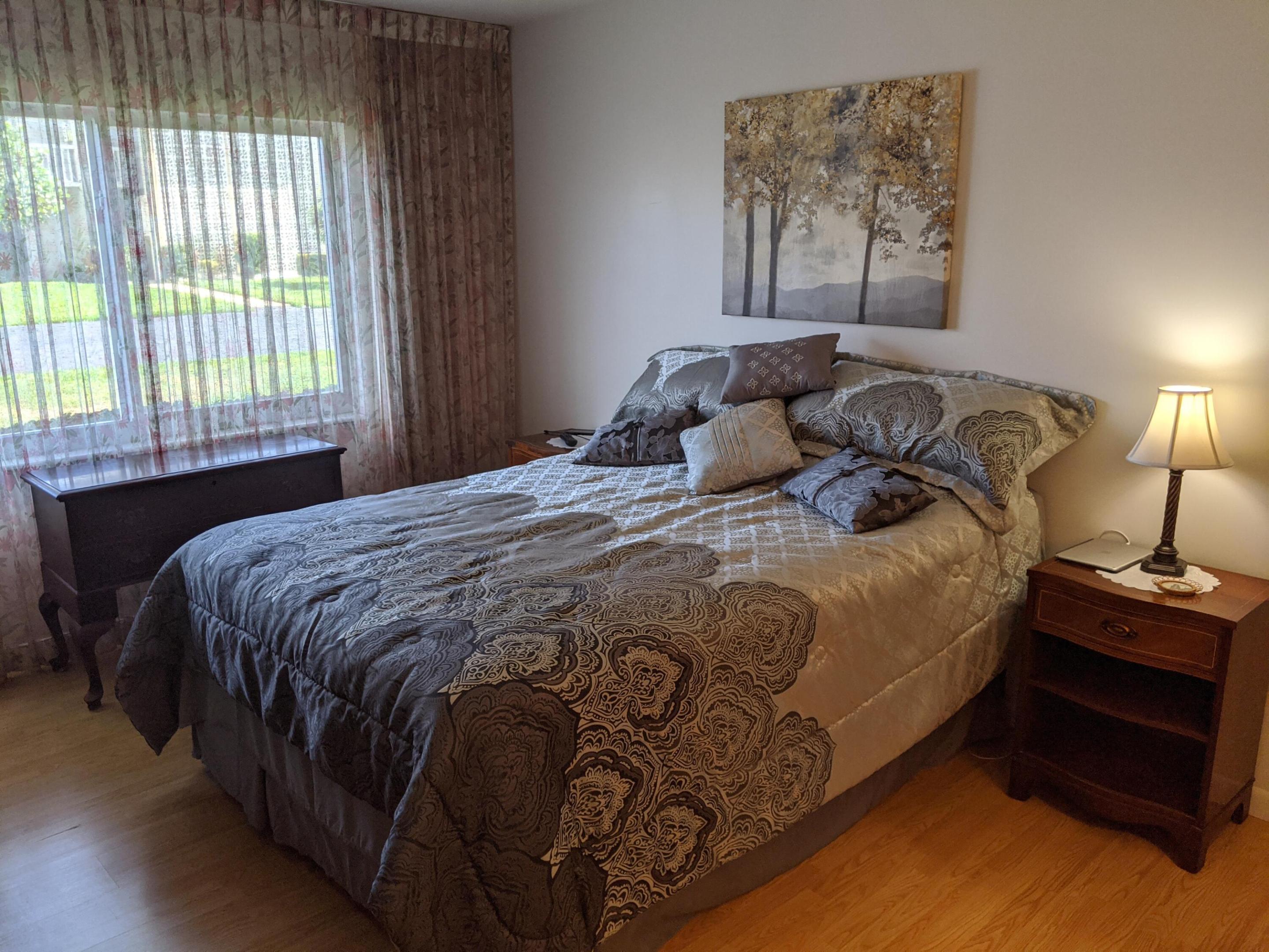 F10541049 Property Photo 15