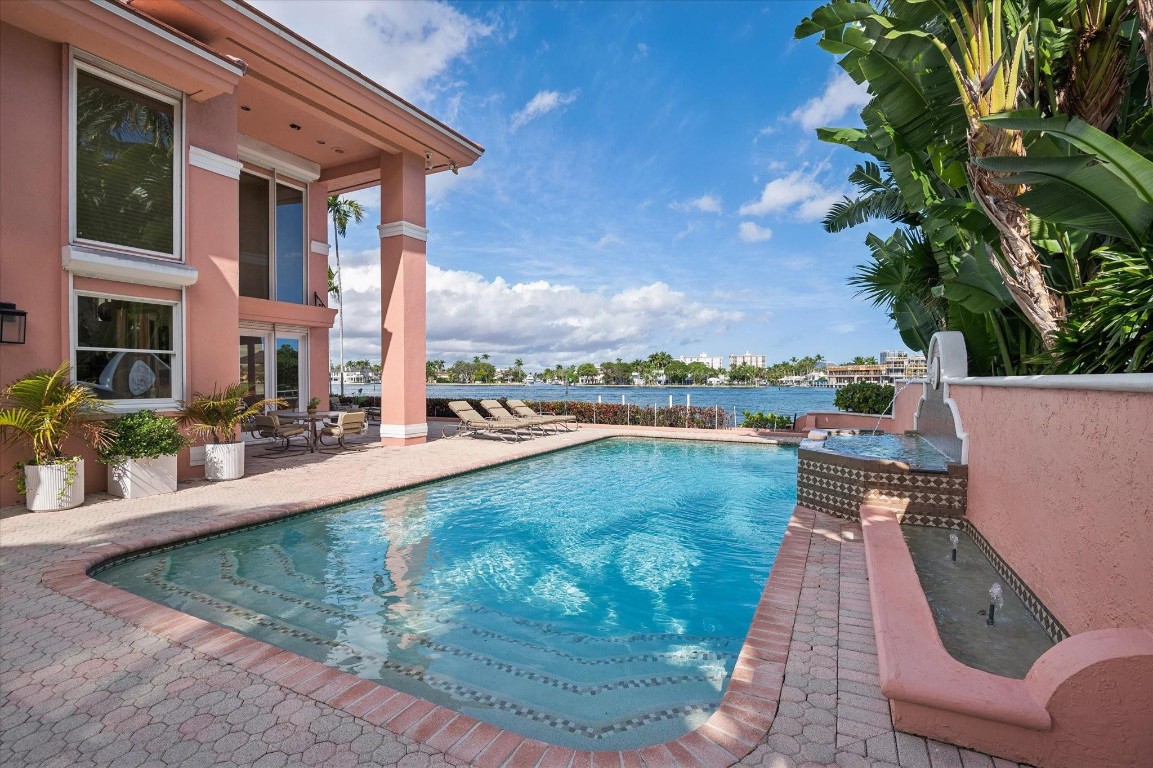 5 Isla Bahia Drive Property Photo 6