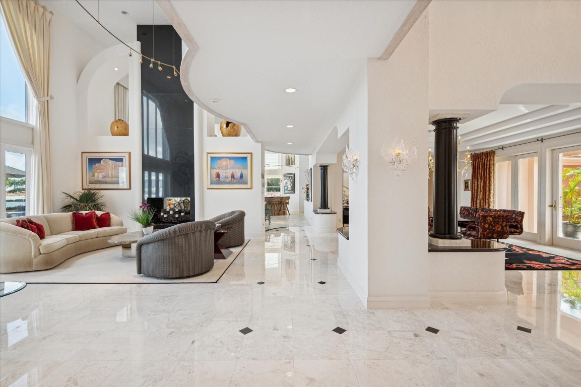 5 Isla Bahia Drive Property Photo 14