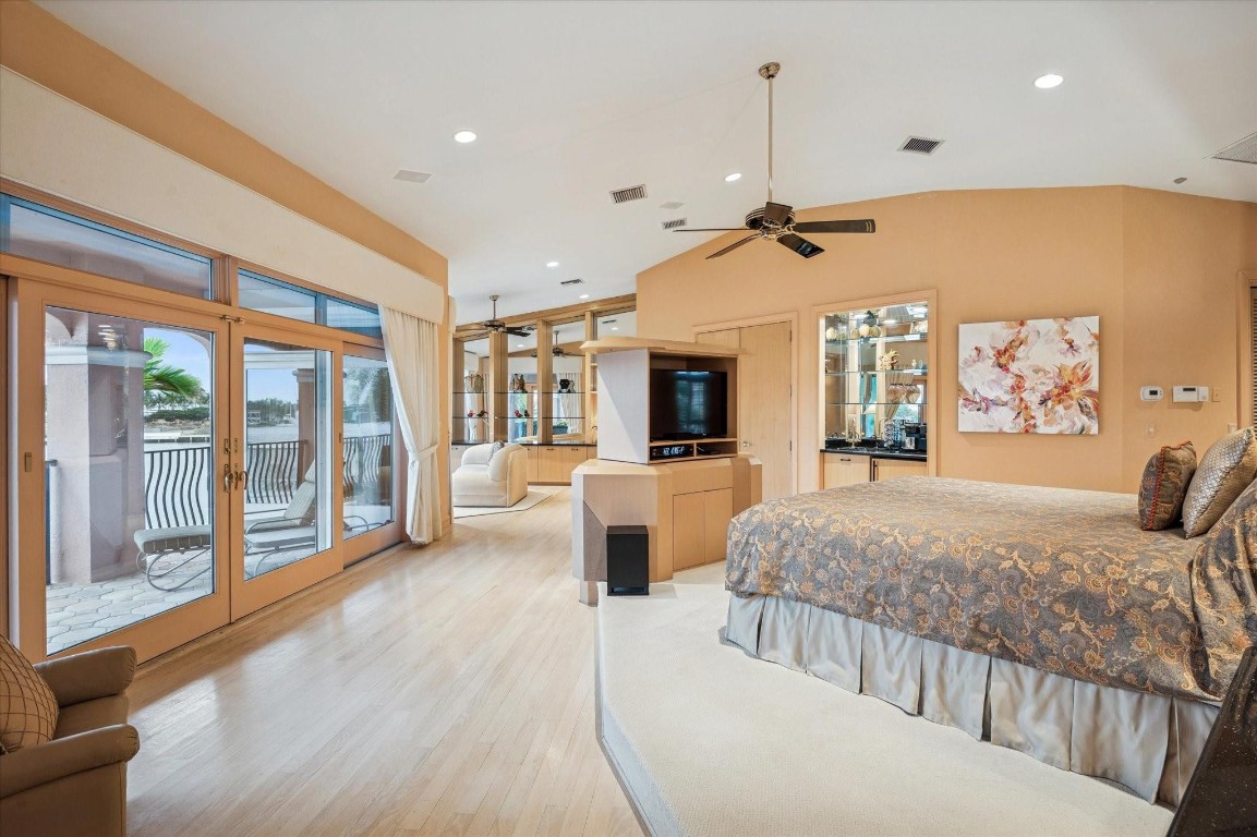 5 Isla Bahia Drive Property Photo 23