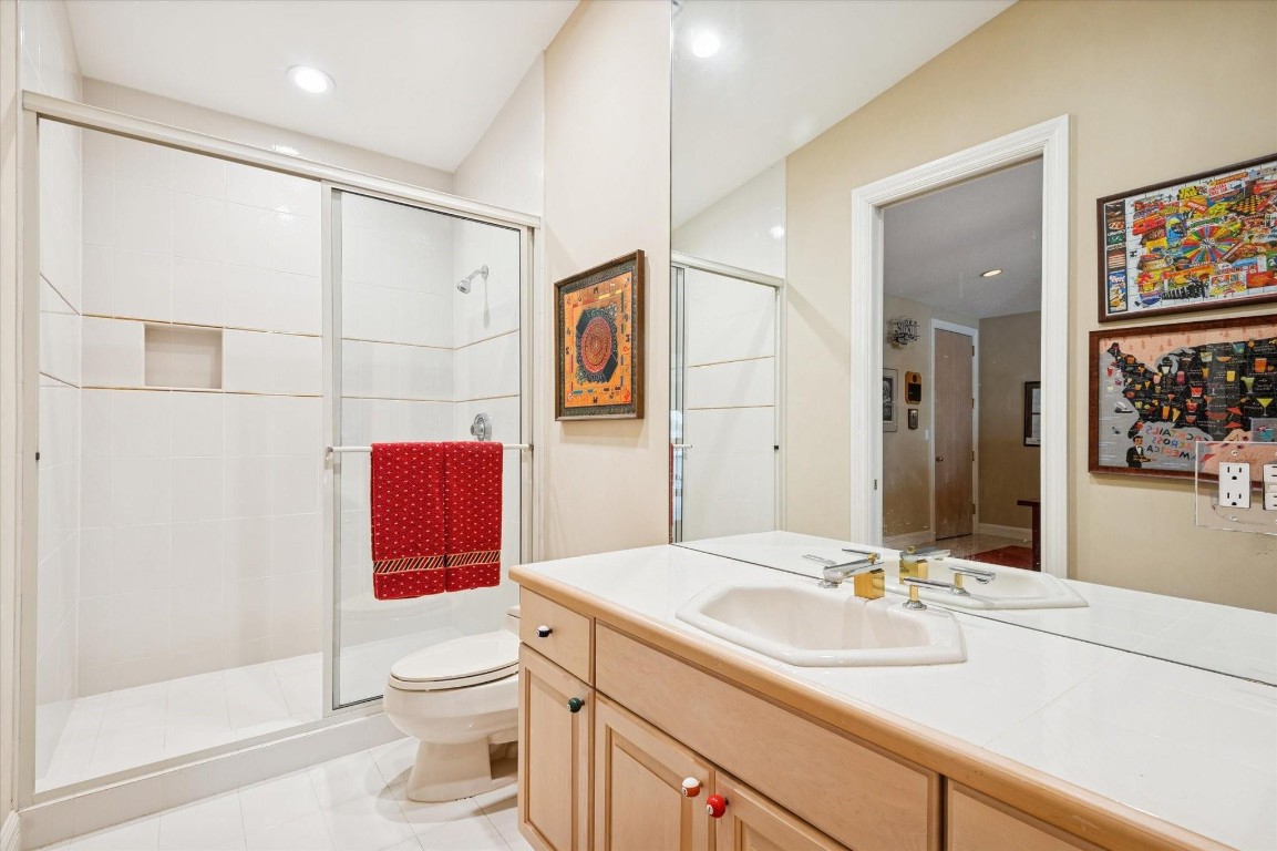 5 Isla Bahia Drive Property Photo 35