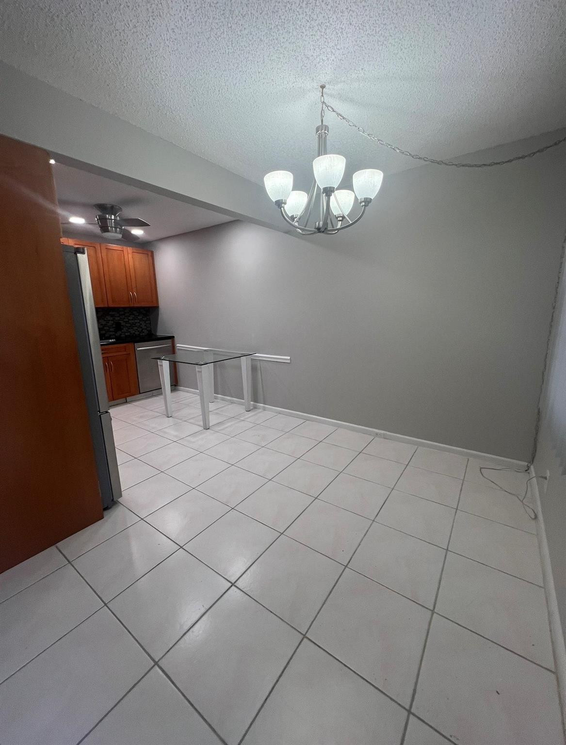 3050 Wolverton C 3050 Property Photo 3
