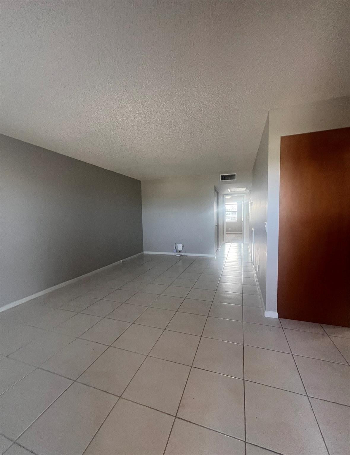3050 Wolverton C 3050 Property Photo 17