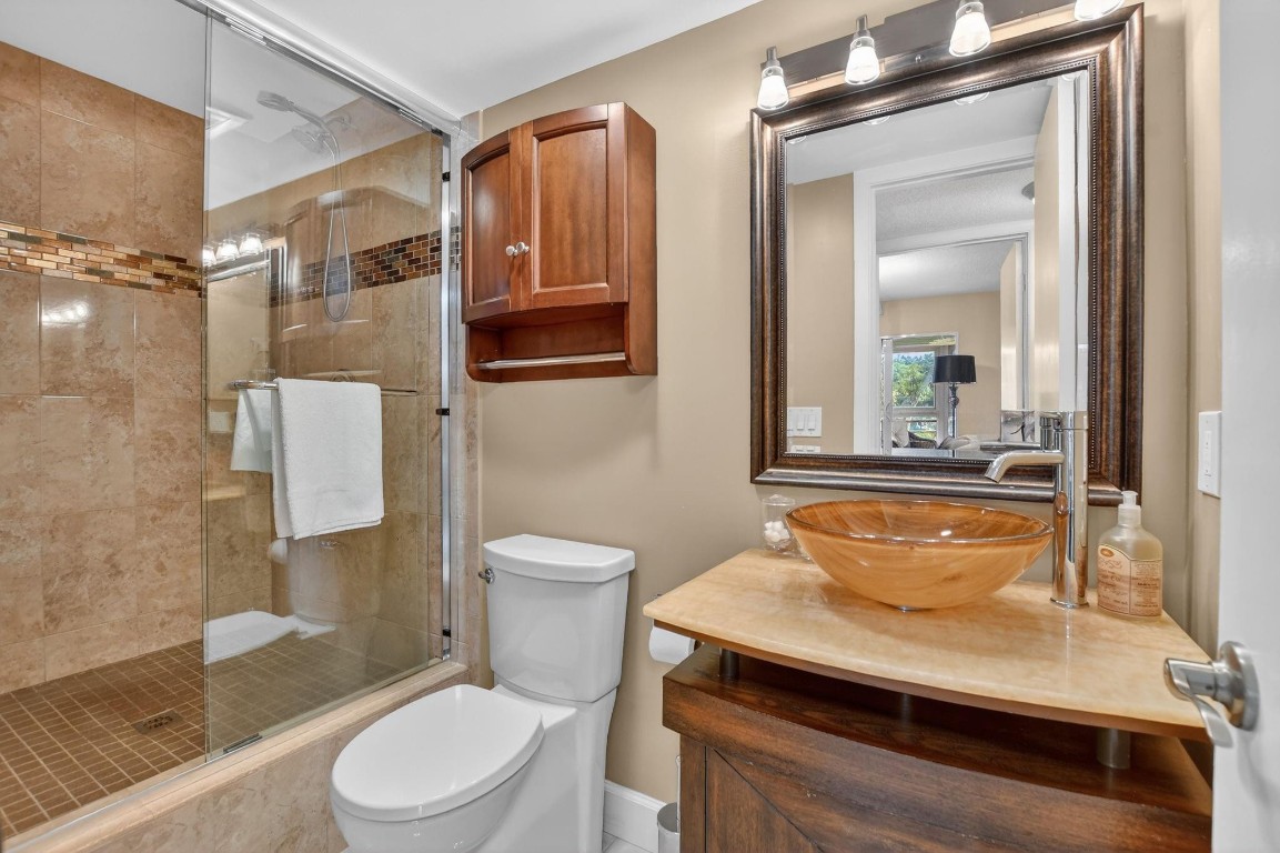 3020 Islewood D 3020 Property Photo 7