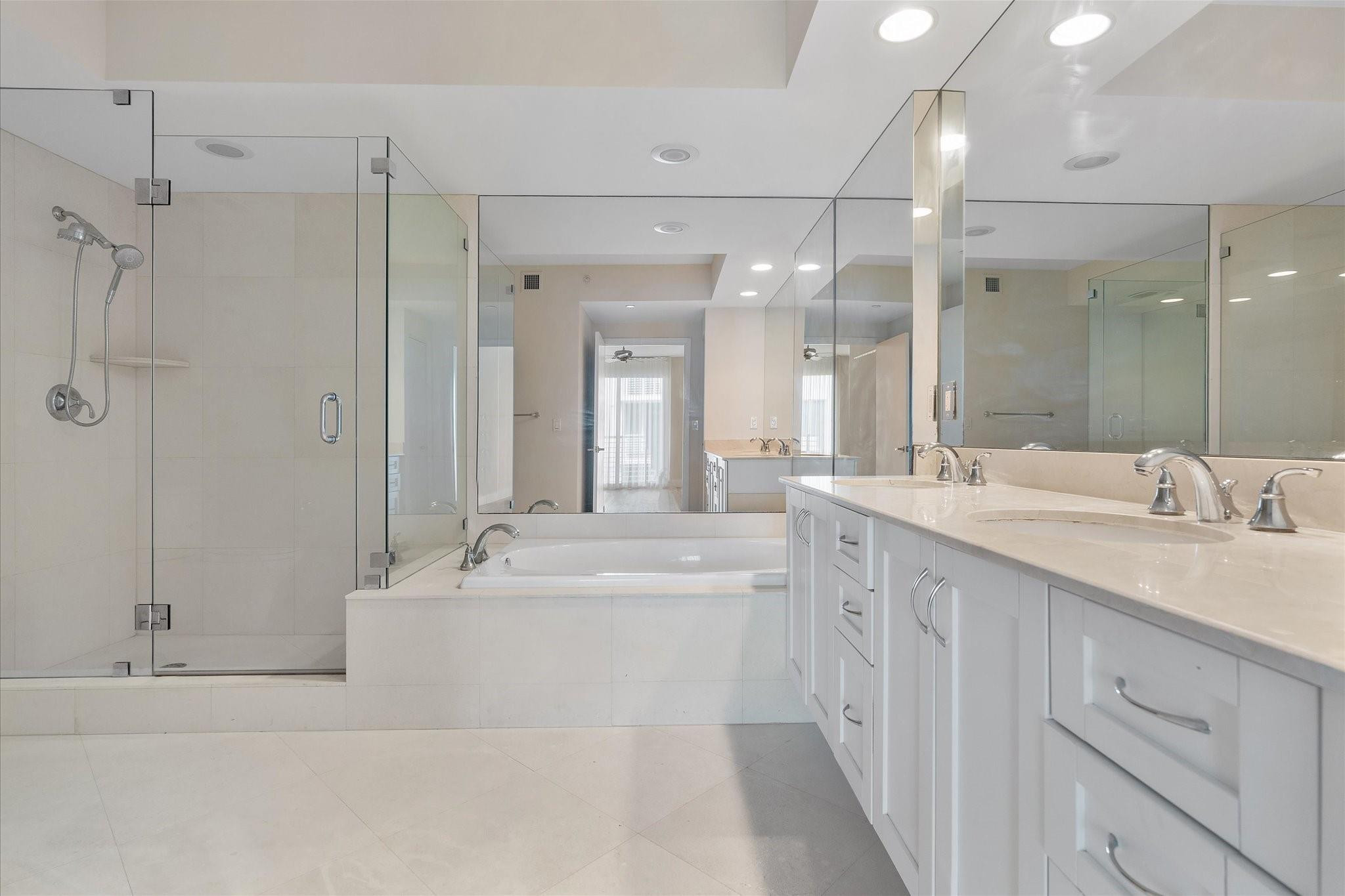 2821 N Ocean Boulevard 902s Property Photo 21