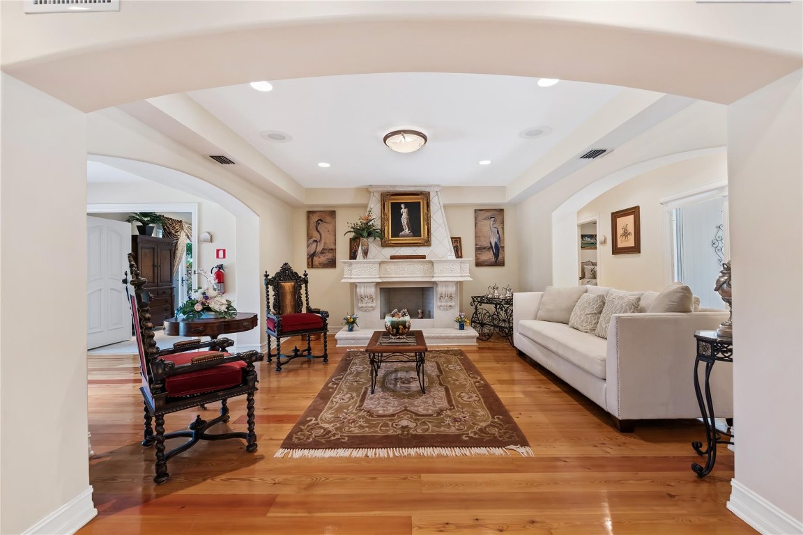 1600 S Ocean Drive Property Photo 8