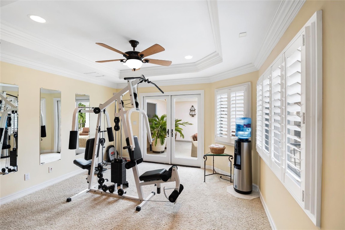 1600 S Ocean Drive Property Photo 15
