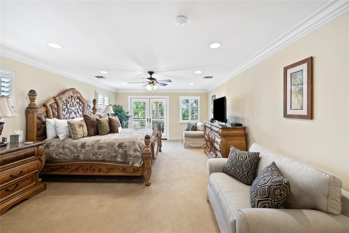 1600 S Ocean Drive Property Photo 19