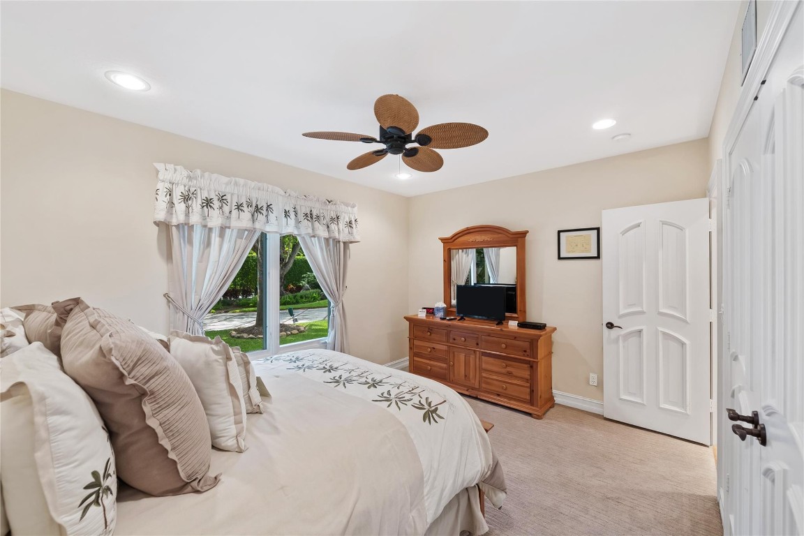 1600 S Ocean Drive Property Photo 25