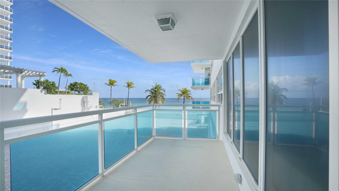 3430 Galt Ocean Drive 205