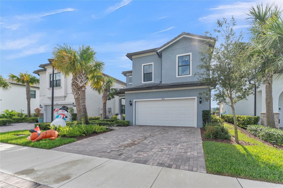 2854 Primrose Place Property Photo 2