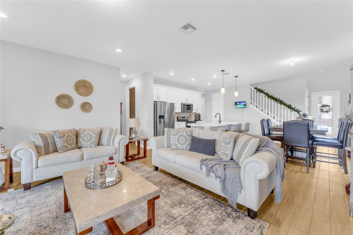 2854 Primrose Place Property Photo 11