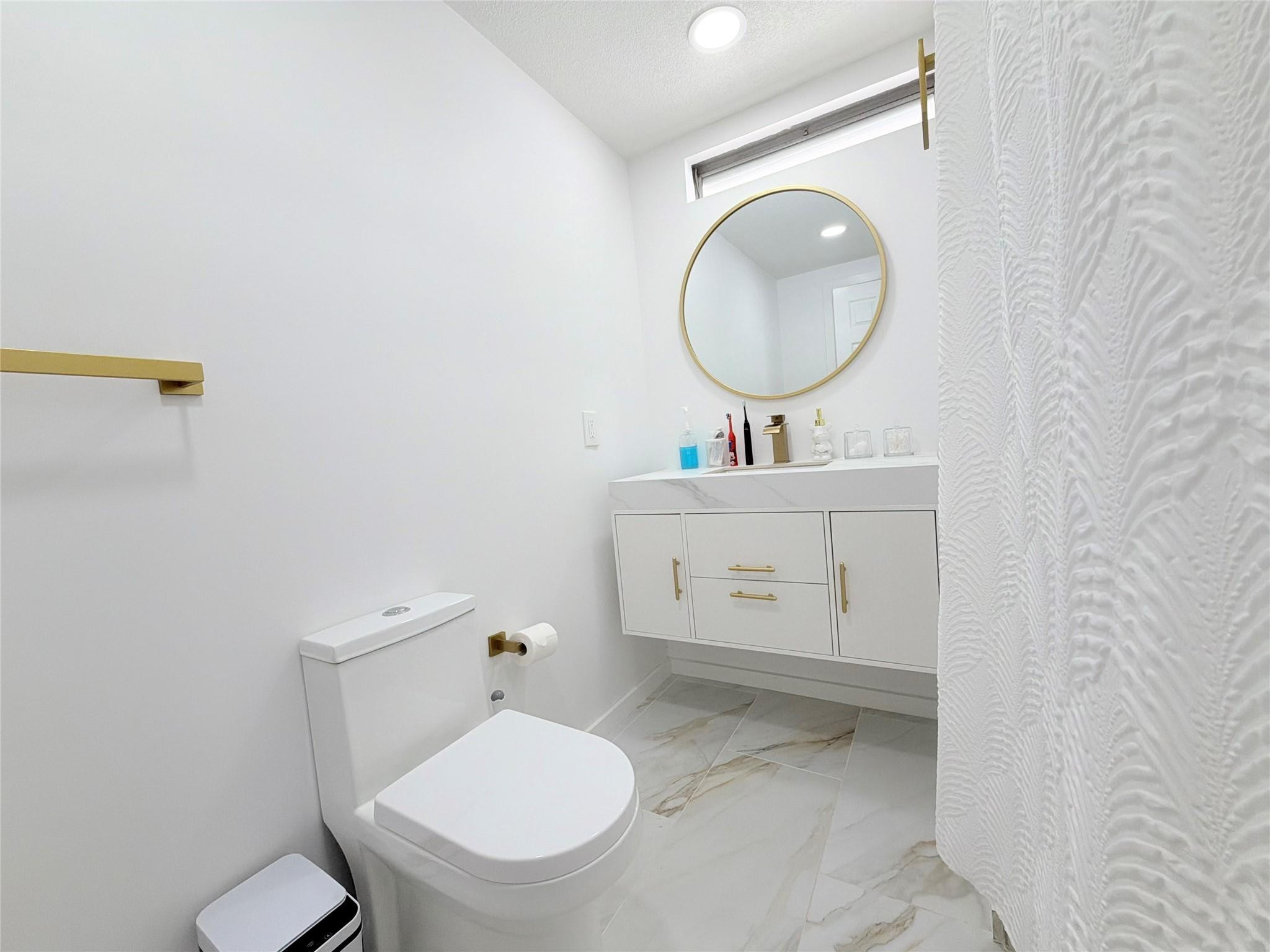 5221 Sw 25th Avenue Property Photo 9
