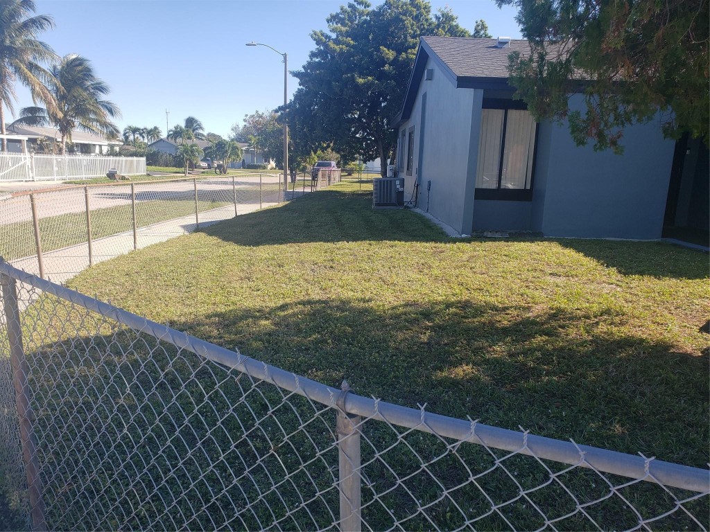 20239 Nw 33rd Court Property Photo 30