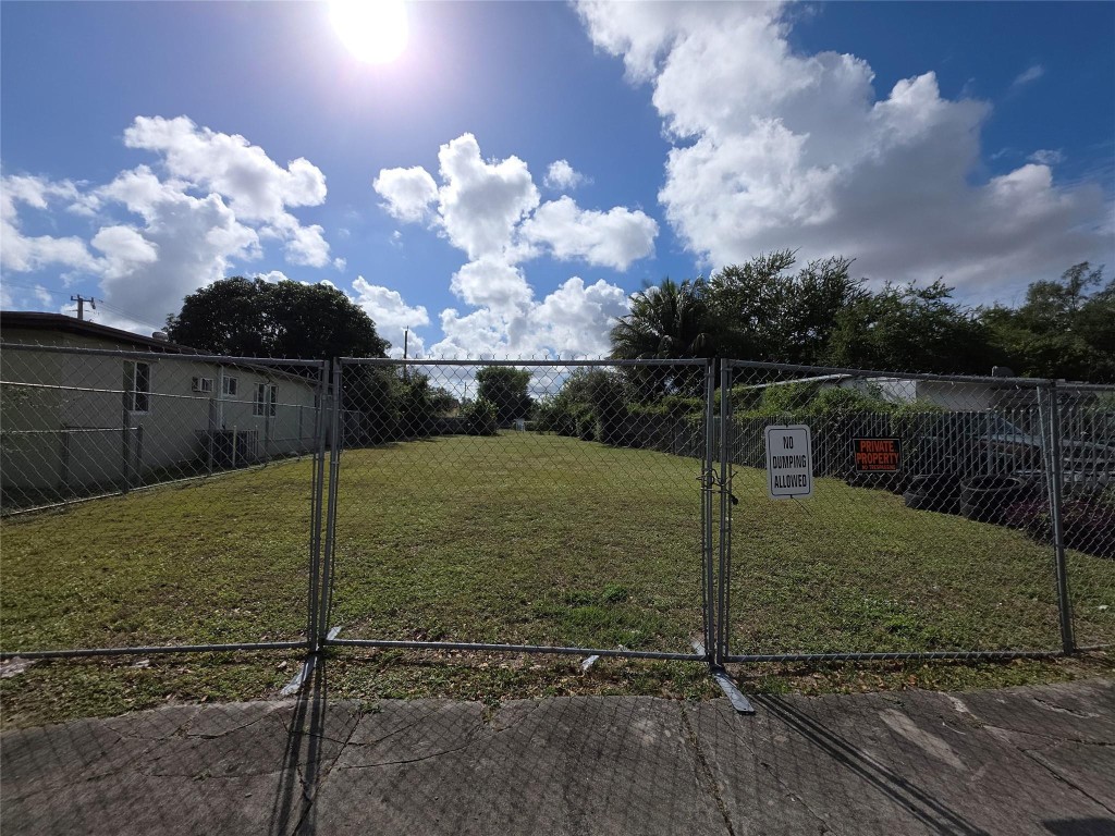 1810 Nw 84th Street Property Photo 1