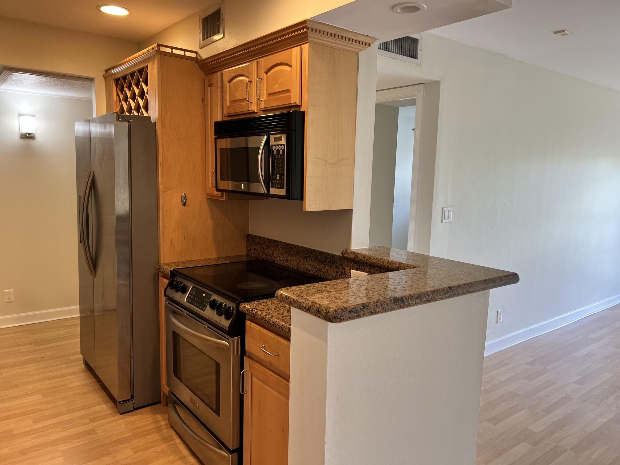 1515 E Broward Boulevard 305 Property Photo 8