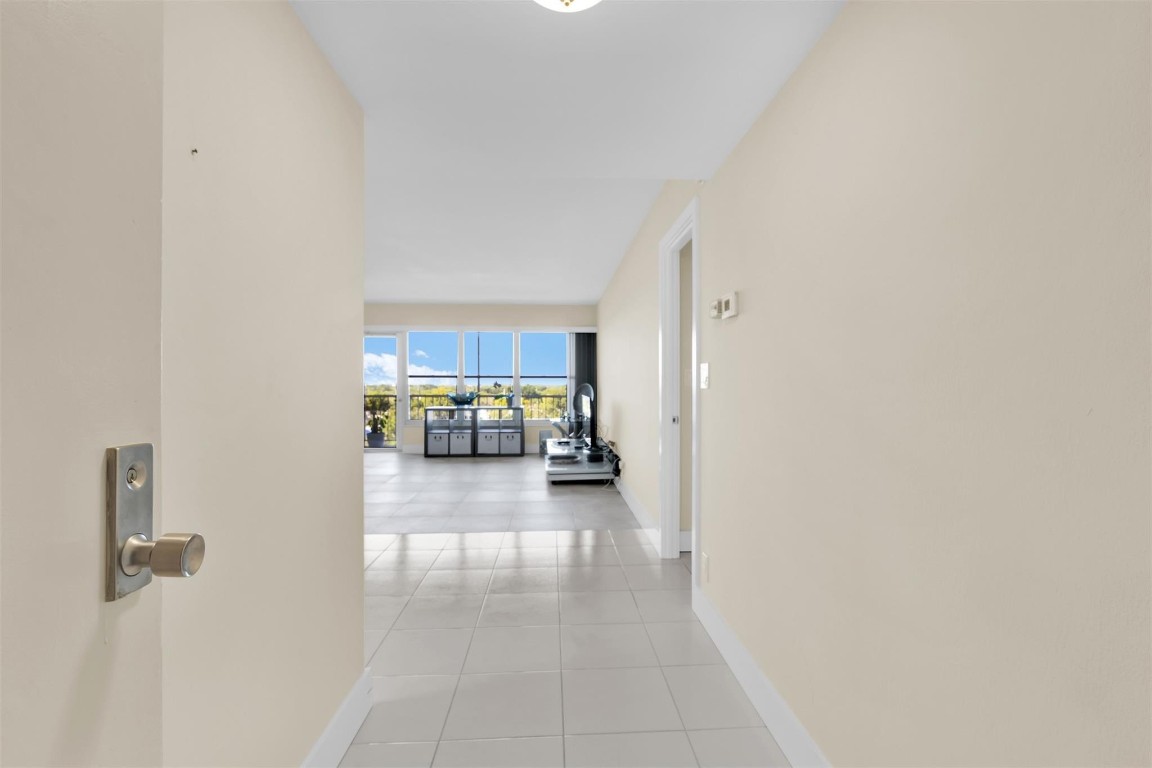 10777 W Sample Road 711 Property Photo 10