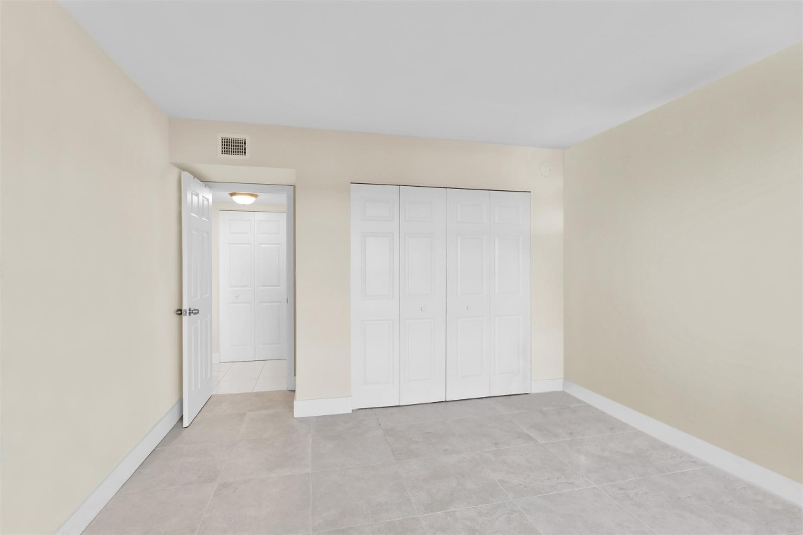 10777 W Sample Road 711 Property Photo 40