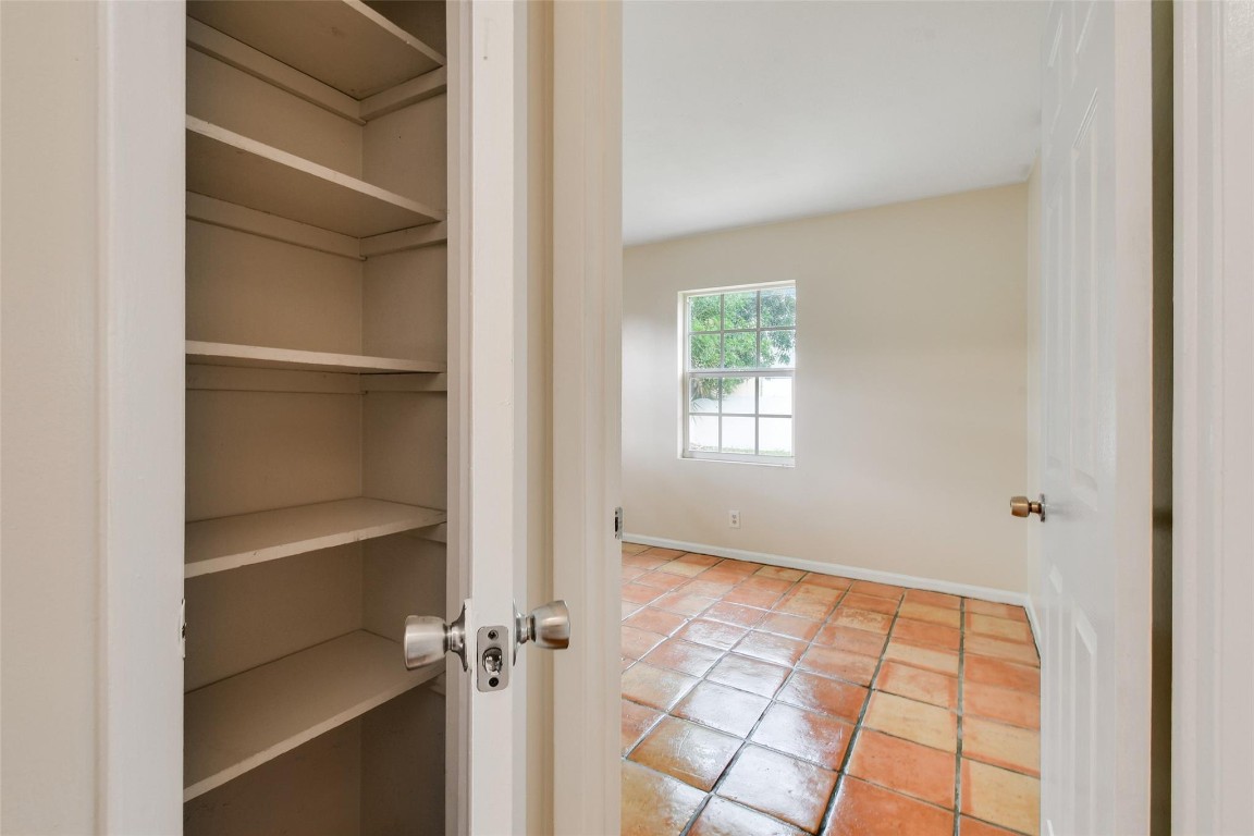 1227 Cherokee Street Property Photo 18