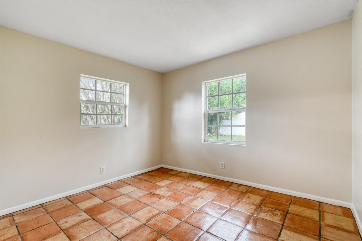 1227 Cherokee Street Property Photo 19