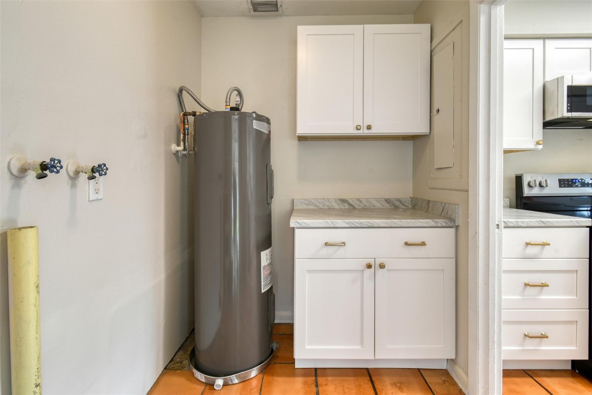 1227 Cherokee Street Property Photo 22
