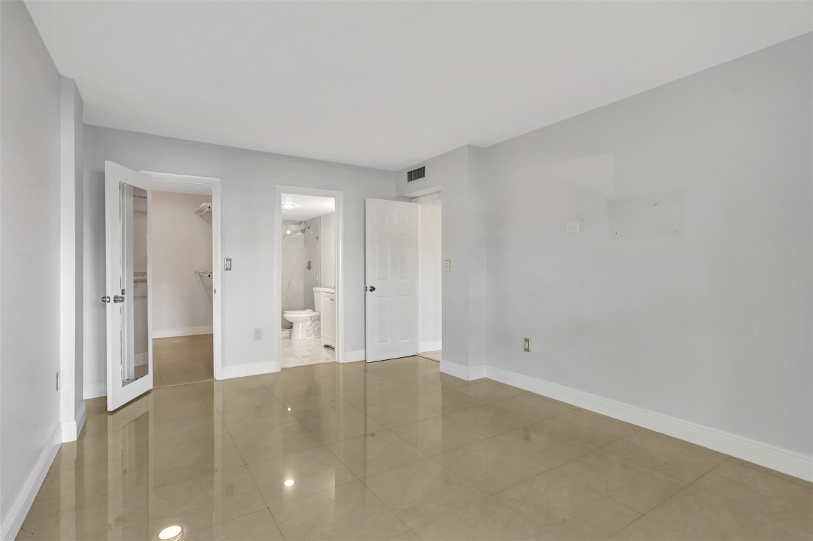 F10543950 Property Photo 11