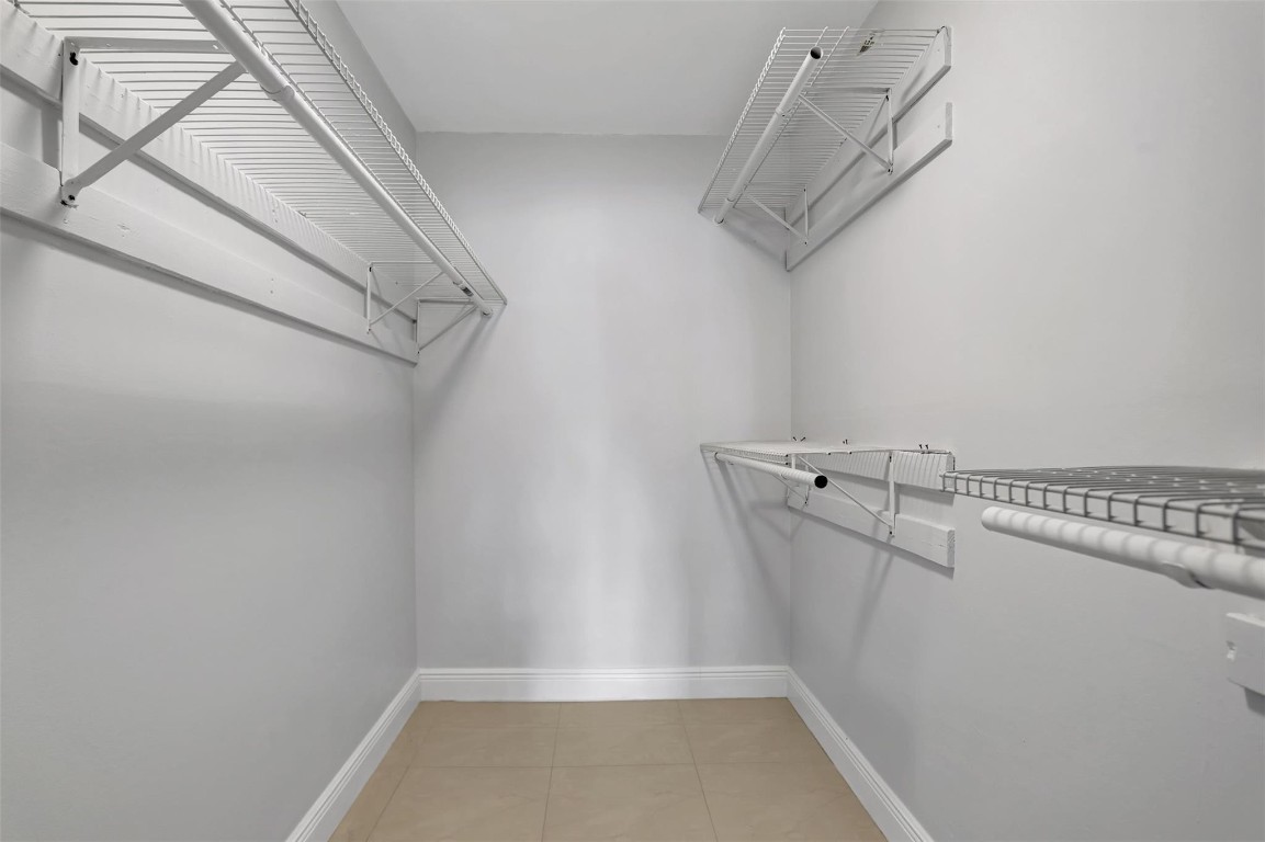 F10543950 Property Photo 15