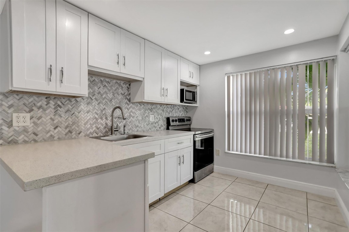 F10543950 Property Photo 22
