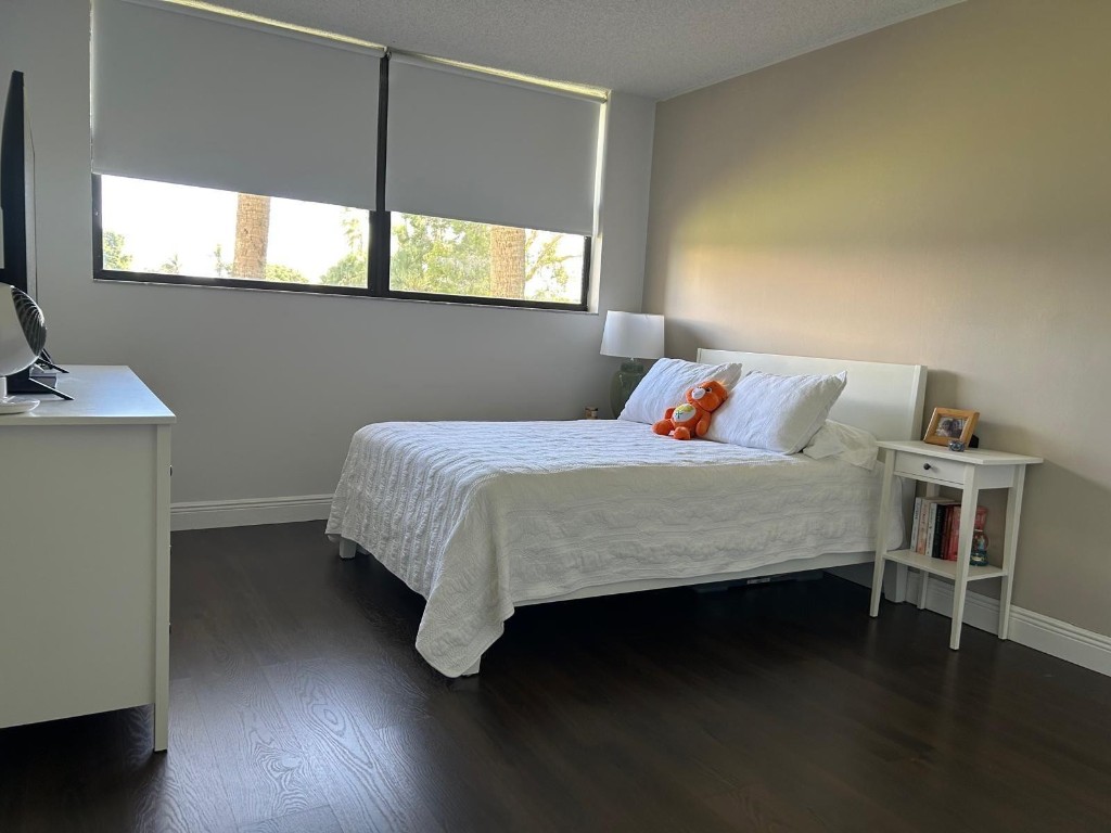 16325 Golf Club Road 109 Property Photo 10