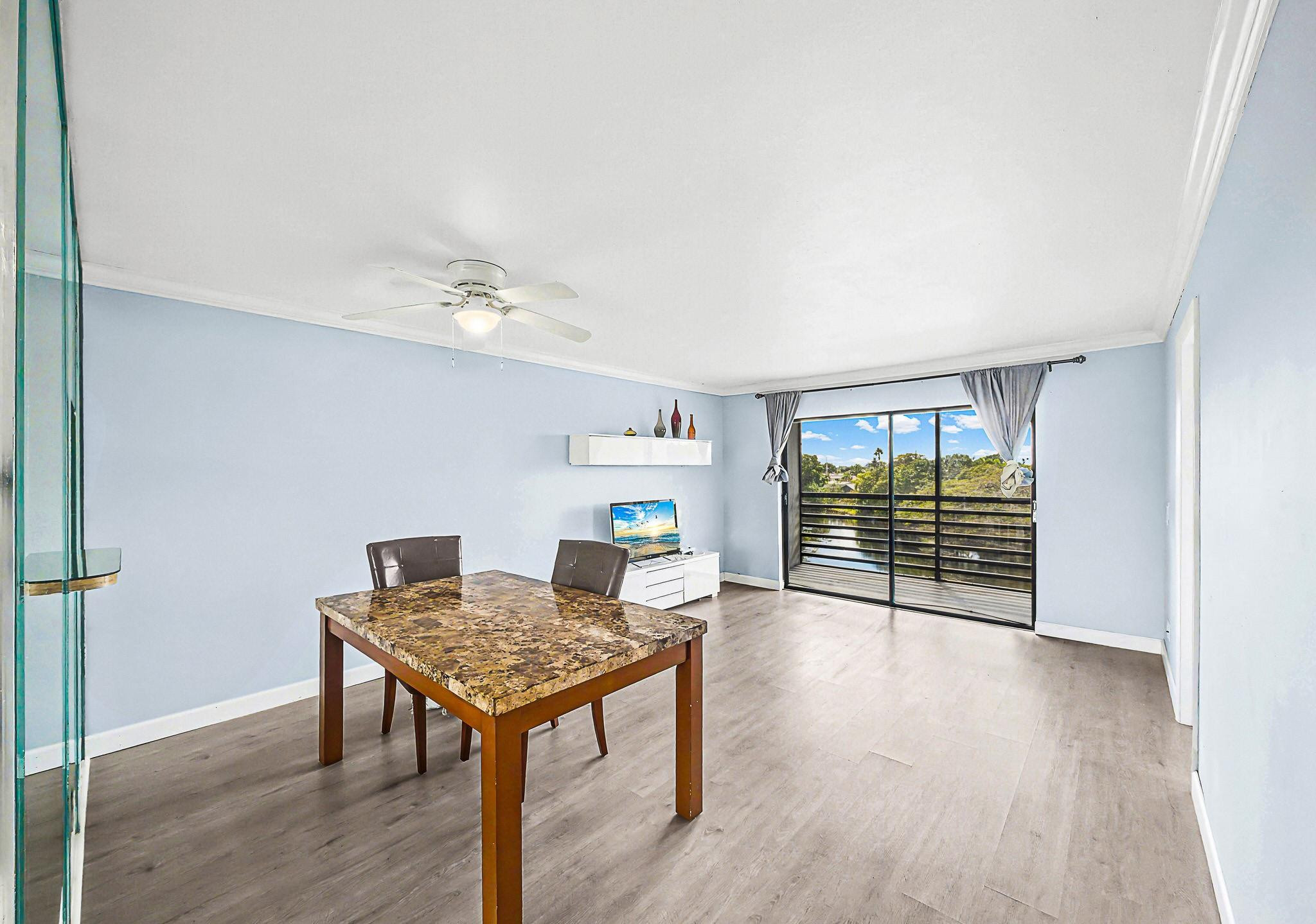 10466 Sunrise Lakes Boulevard 312 Property Photo 16