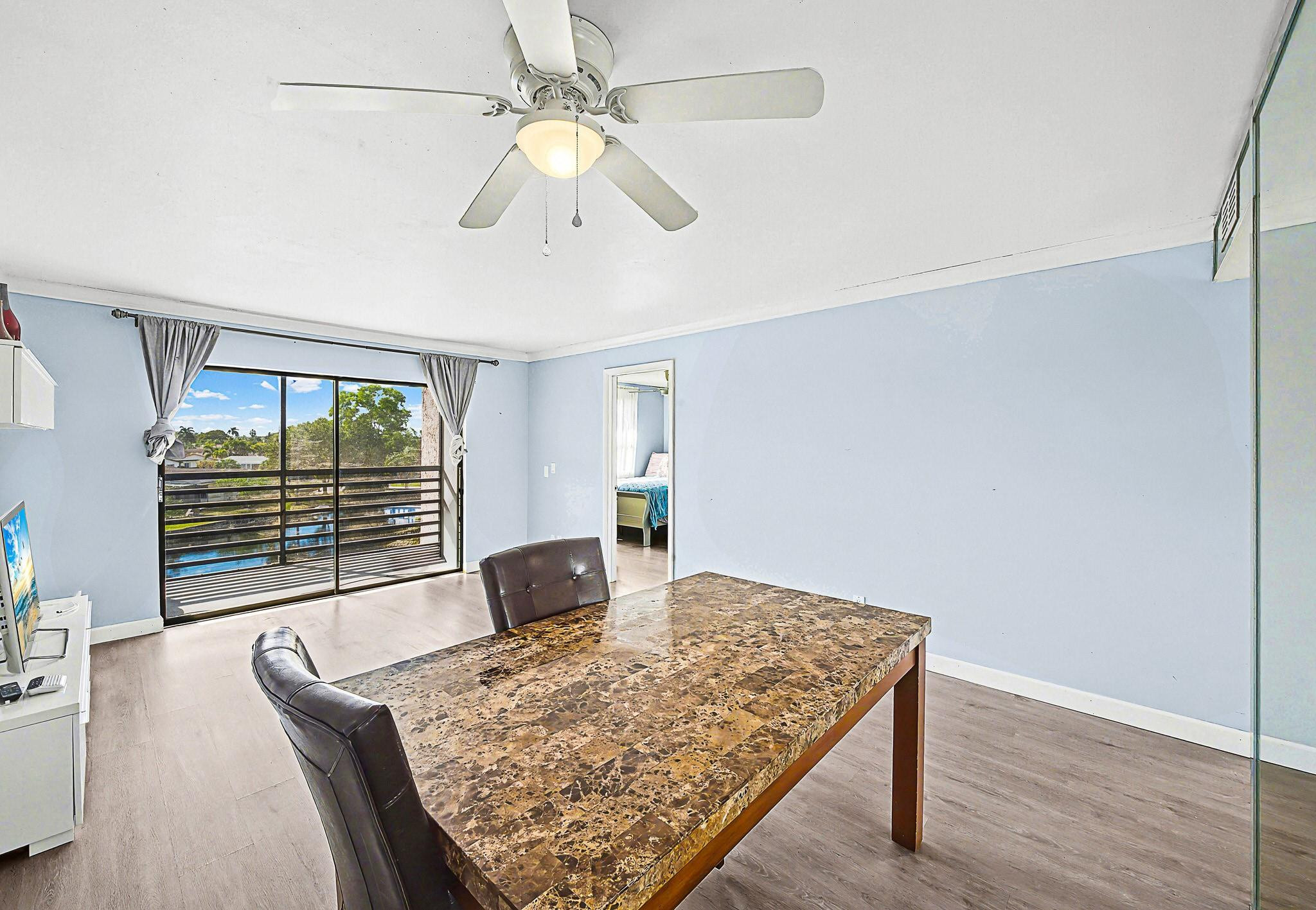 10466 Sunrise Lakes Boulevard 312 Property Photo 17