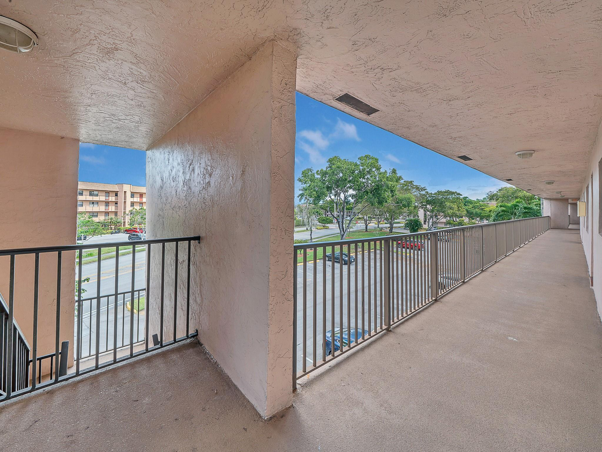 10466 Sunrise Lakes Boulevard 312 Property Photo 43