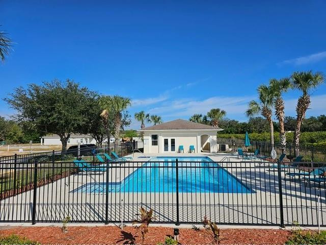 1103 Gigon Court Property Photo 17