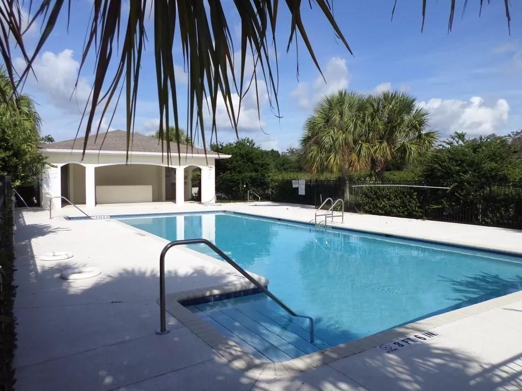 1103 Gigon Court Property Photo 18
