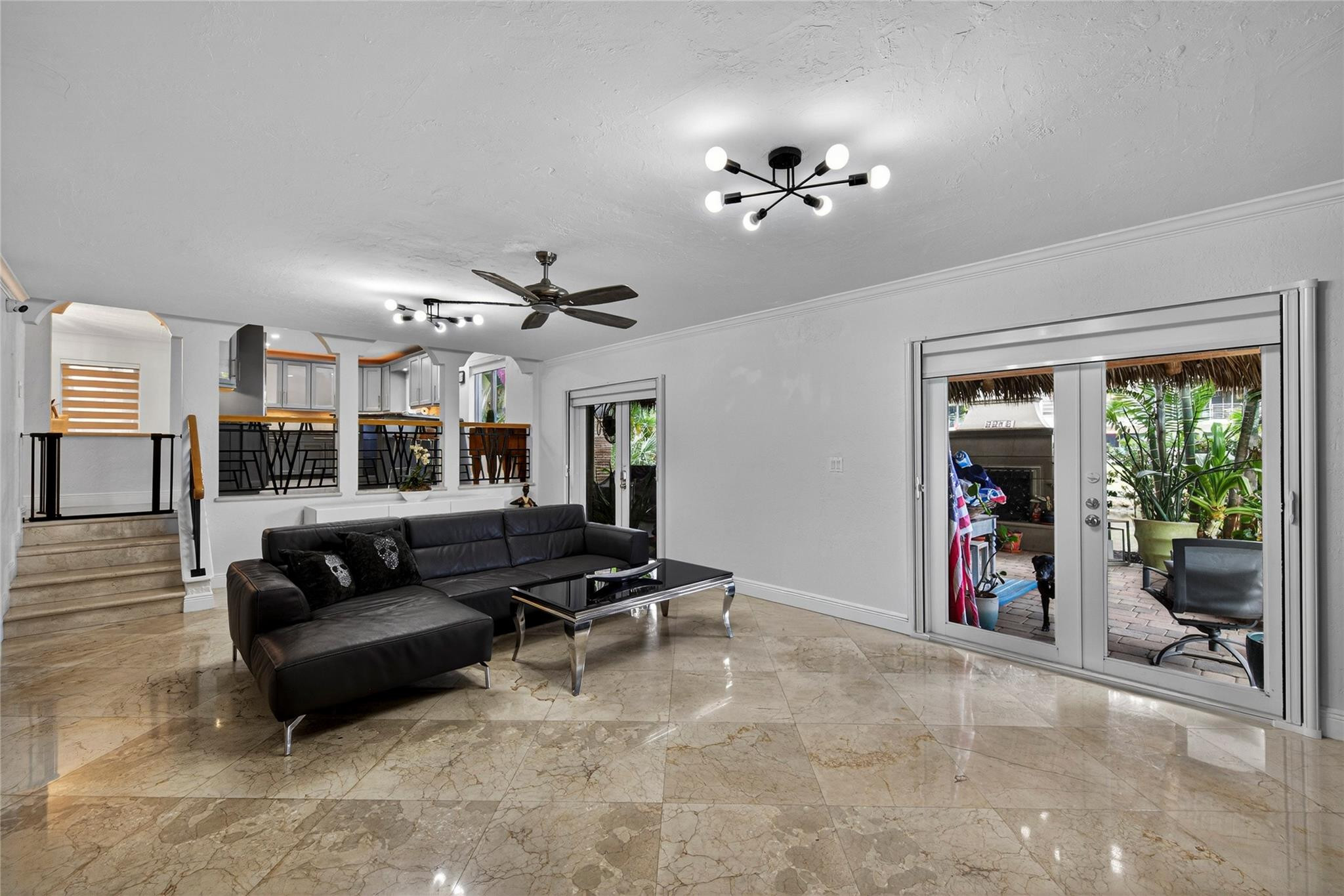 629 Kensington Place Property Photo 16