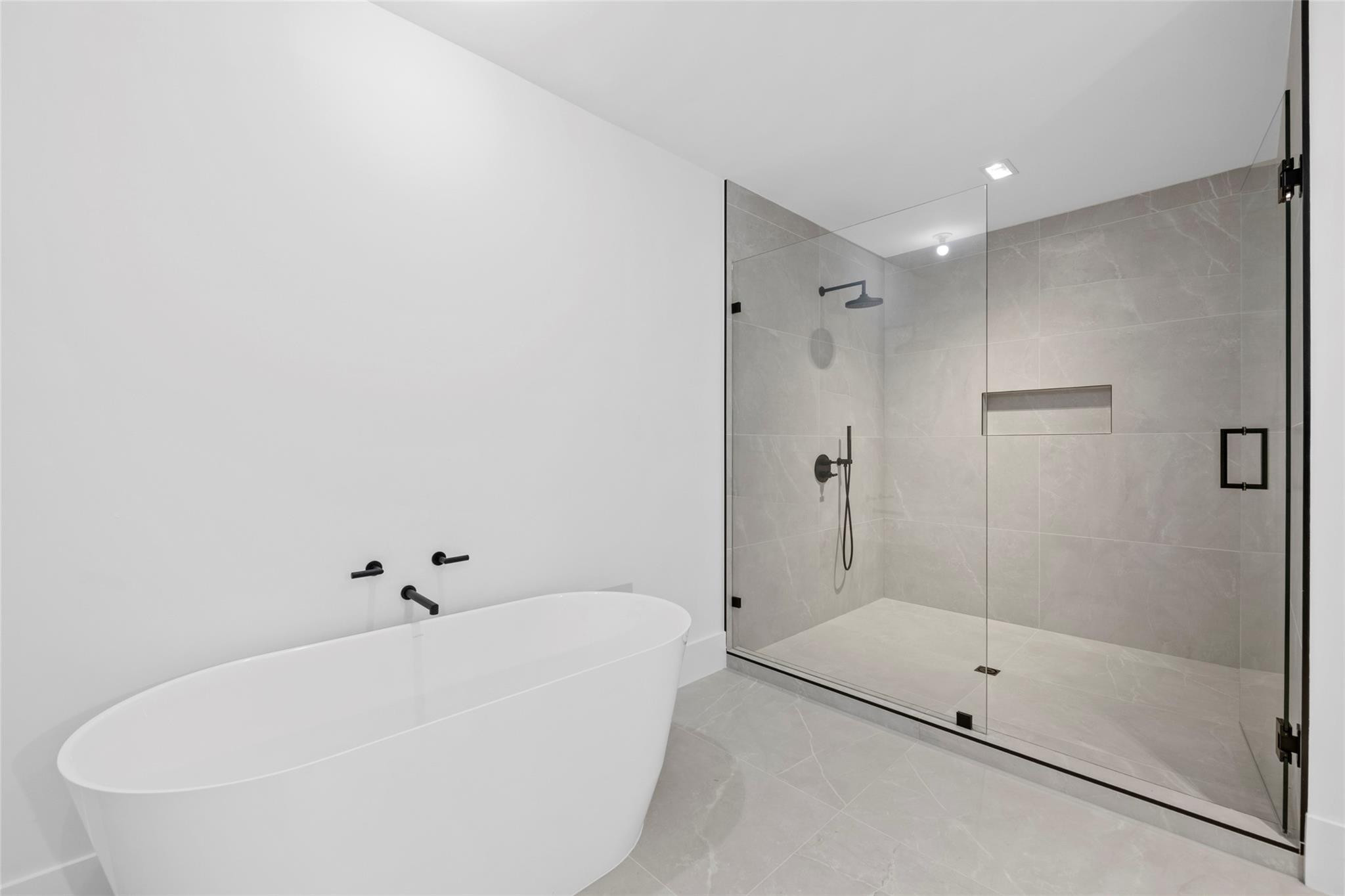 160 Isle Of Venice Drive 302 Property Photo 22