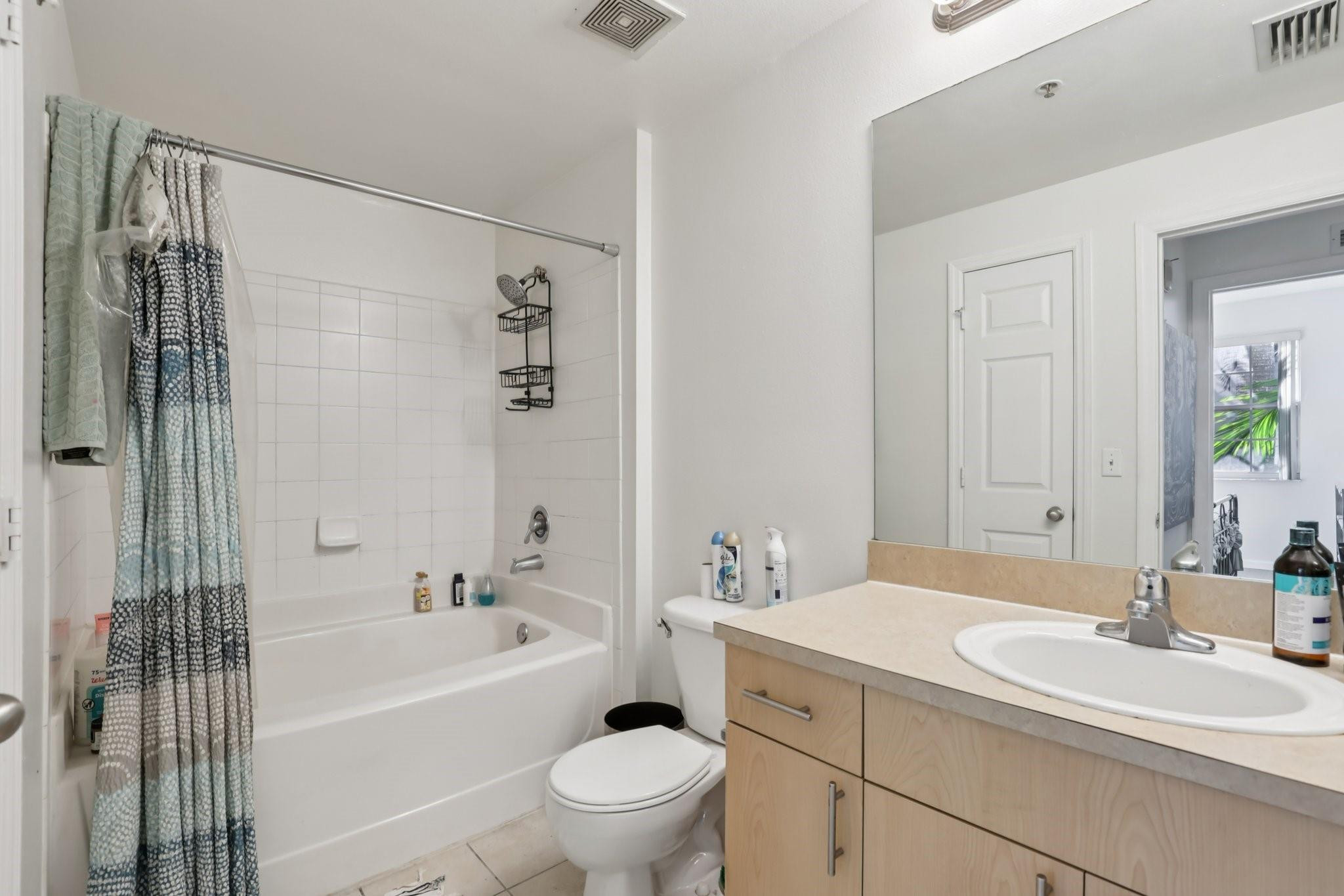 533 Ne 3rd Avenue 321 Property Photo 26