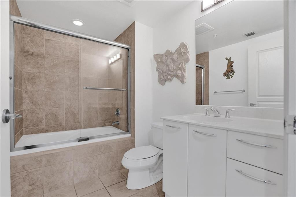 350 Se 2nd Street 1720 Property Photo 23
