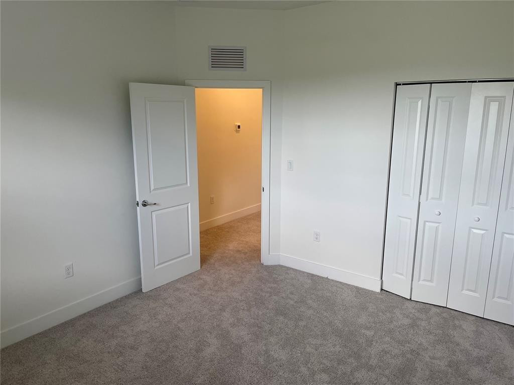 F10545032 Property Photo 23